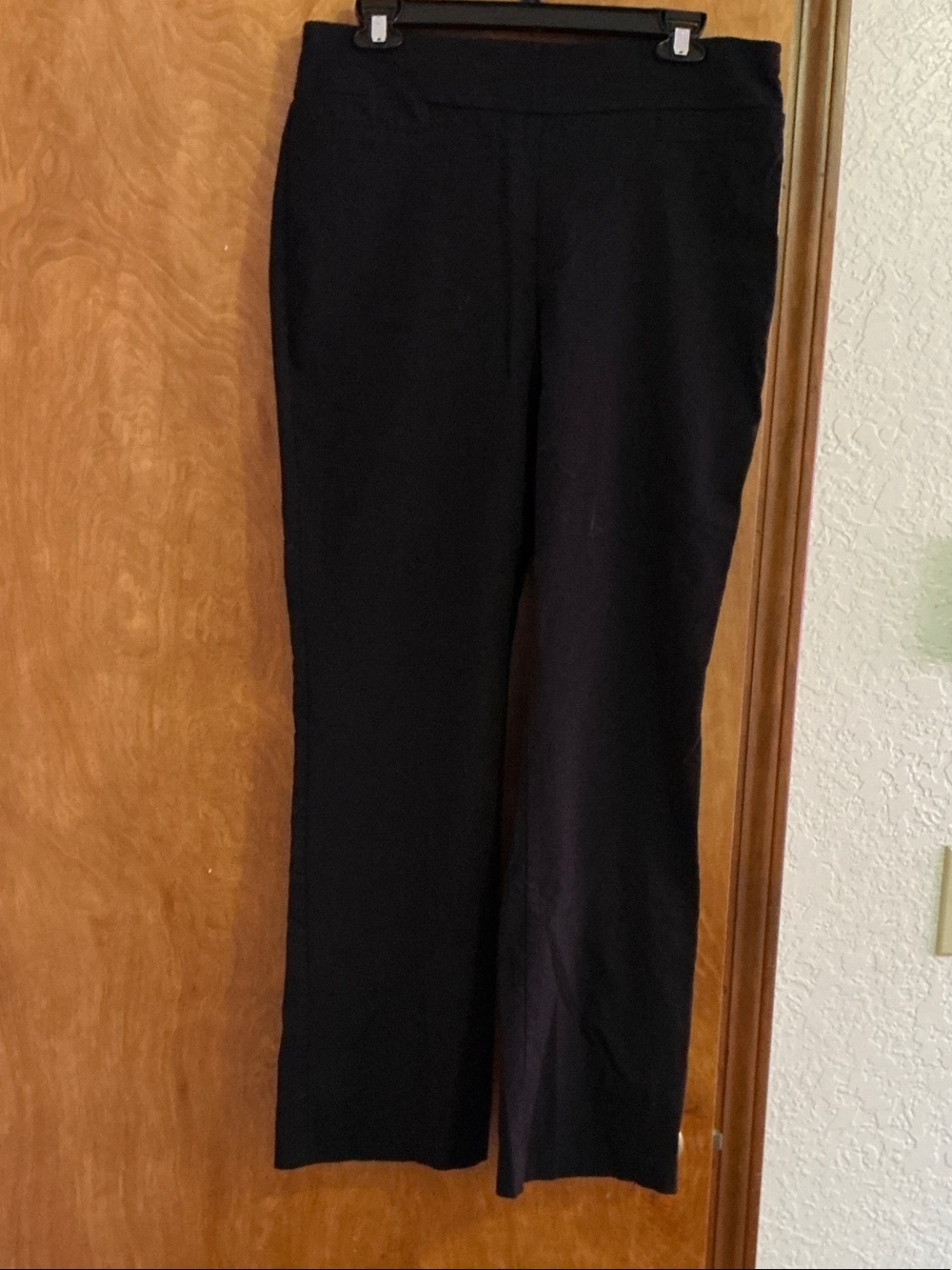 Women's Black Stretch Pull-On Pants